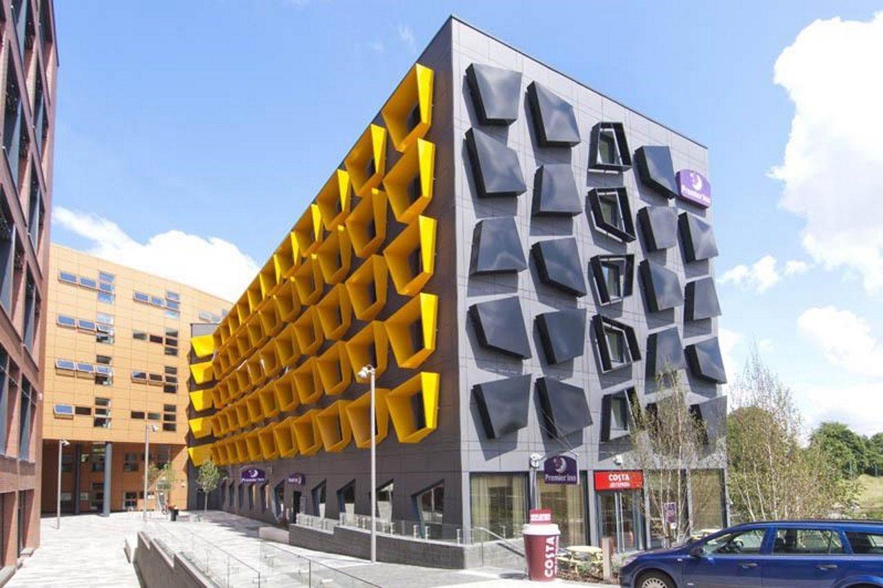 Premier Inn Manchester Bury Esterno foto